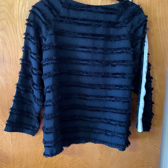 Zara fringe blouse with white stripe sleeve XS - Picture 6 of 6